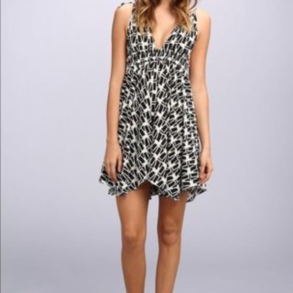 T-Bags Los Angelos Black & White Silk Dress